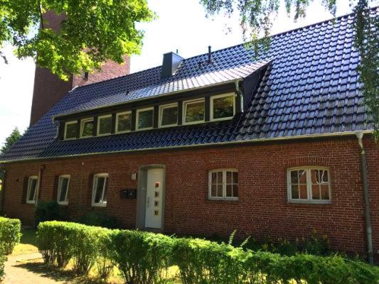 Ferienwohnungen Arp "2D" Mit Terrasse Und Parkplatz Itzehoe Extérieur photo